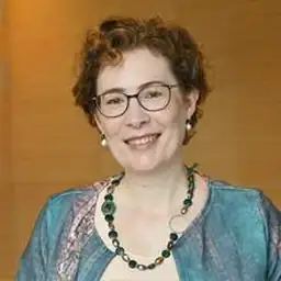 Portrait of Natália Leal, PhD